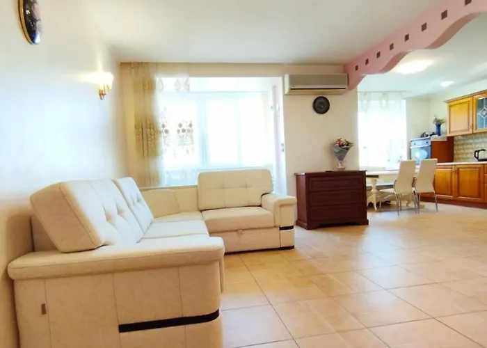 аркадия просторная 140 м у моря